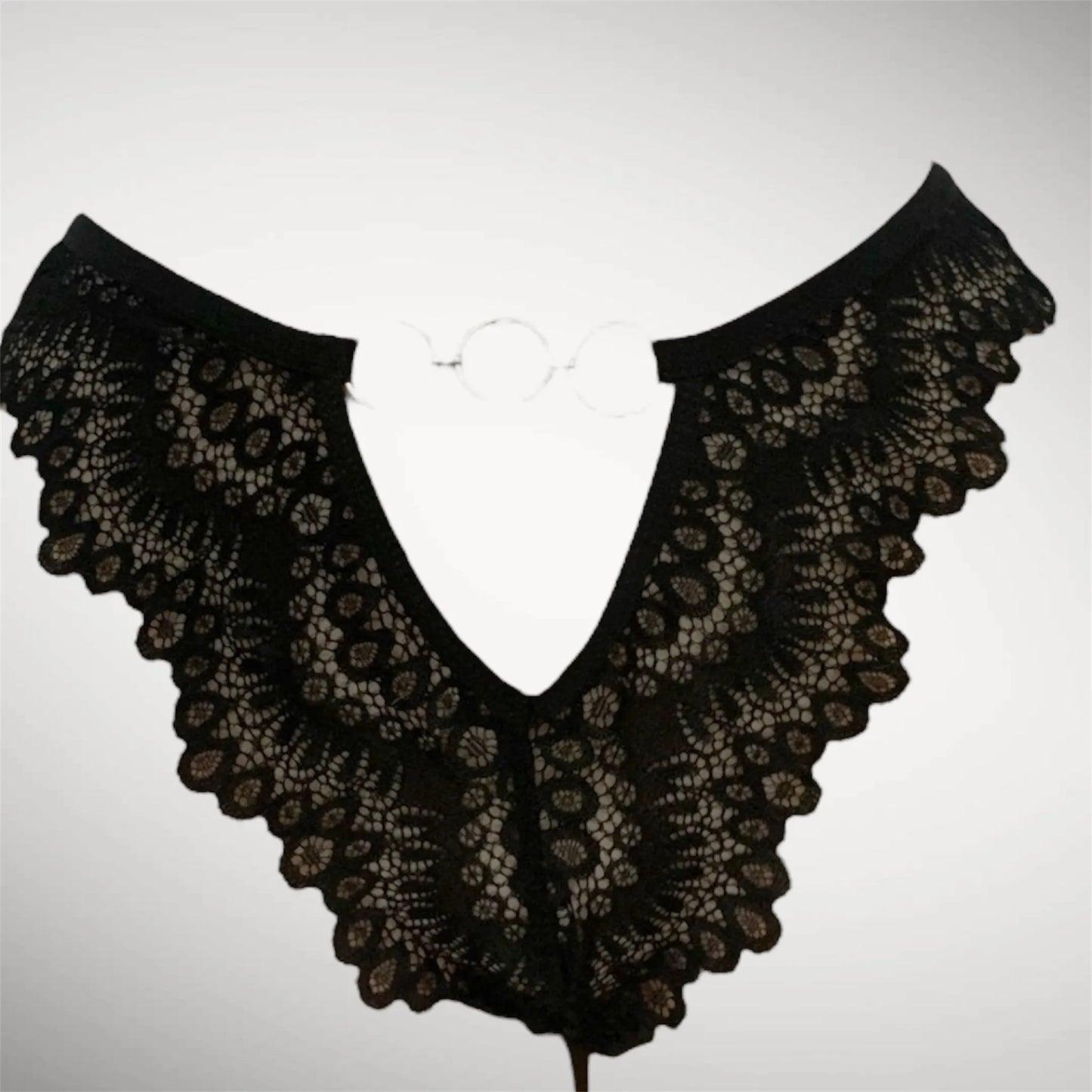 Lace String Panty – Sensual Elegance