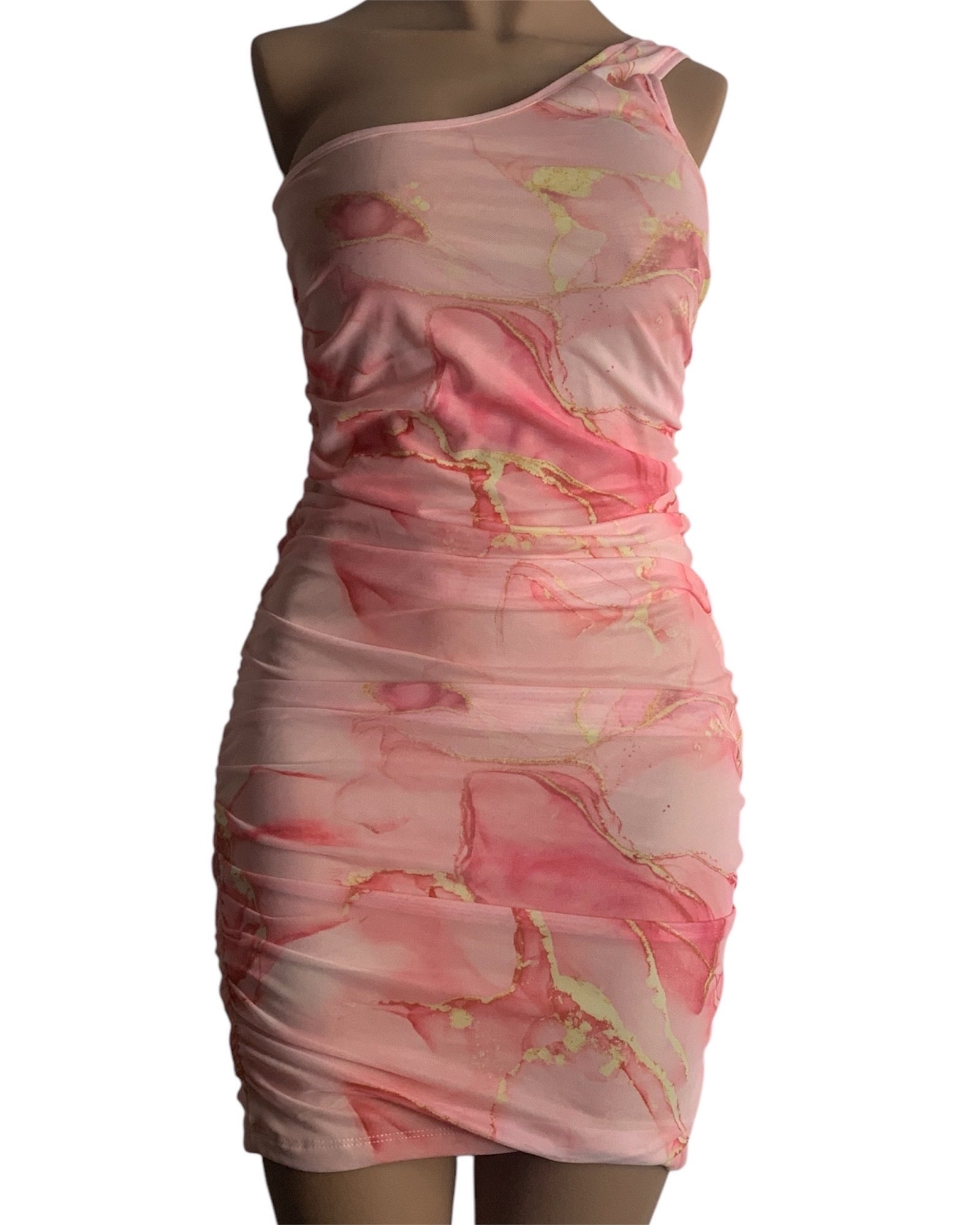 jolie robe rose pour Aurora de Tantaly