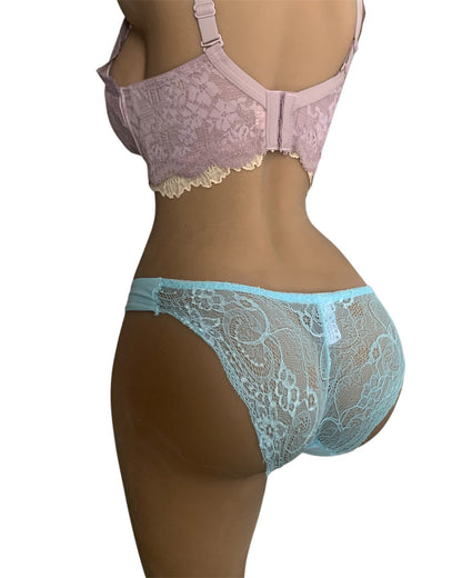 Culotte dentelle bleue ciel – Élégance et sensualité